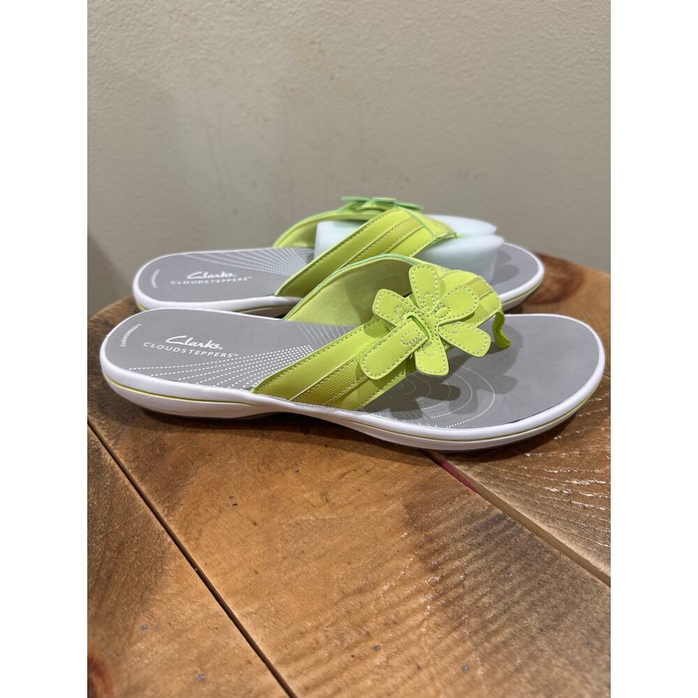 Womens Lime Green Clarks Cloudsteppers Brinkley Flora flip-flop sandals size 10